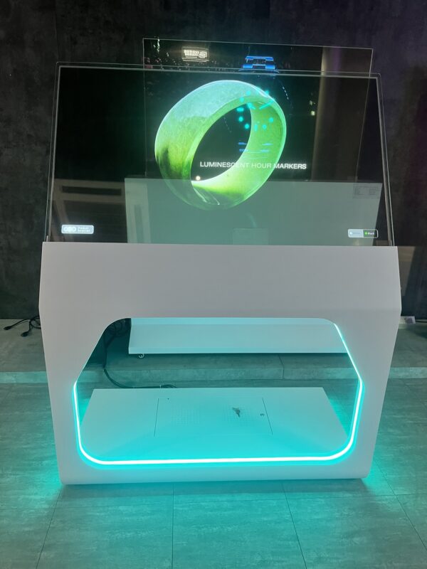 Écran transparent OLED en version inclinée de 55 pouces – Image 2